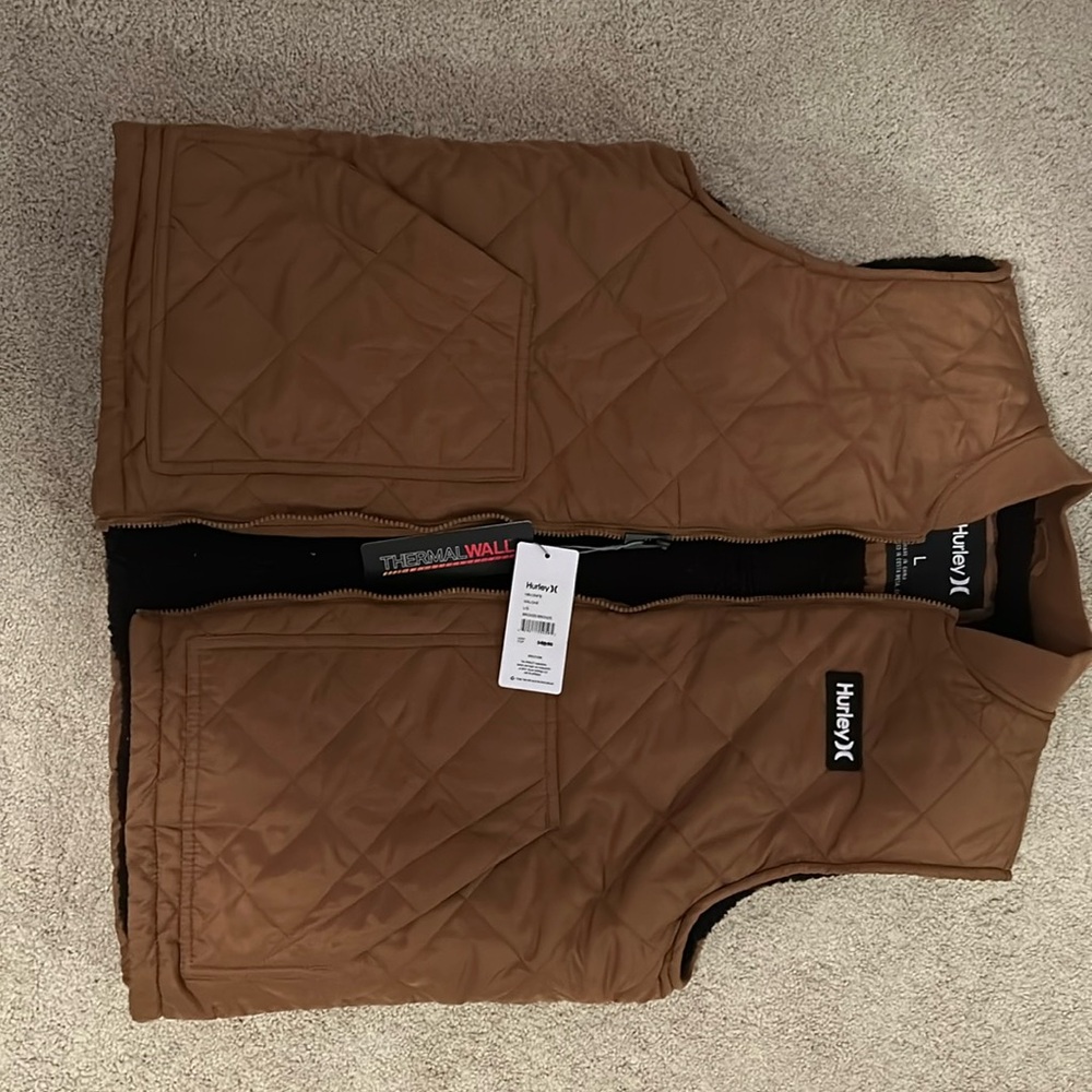 Hurley men’s vest fleece lined. Brown and black